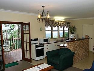 Hillside Country Retreat Bed & Breakfast Gold Coast Exterior photo